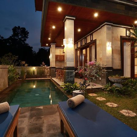 Dewi Sri Private Villa Ubud Exterior foto